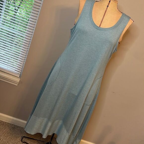 LOGO Light Blue Tank Hi-Low Dress with Pockets - Size Medium - Picture 1 of 11